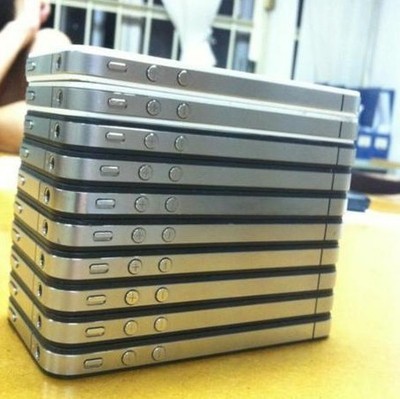 苹果iPhone4手机 原装正品苹果手机智能机/8G 16G/ IOS系统批发 - 苹果iPhone4手机 原装正品苹果手机智能机/8G 16G/ IOS系统批发厂家 - 苹果iPhone4手机 原装正品苹果手机智能机/8G 16G/ IOS系统批发价格 - 深圳市兴鑫达科技 - 